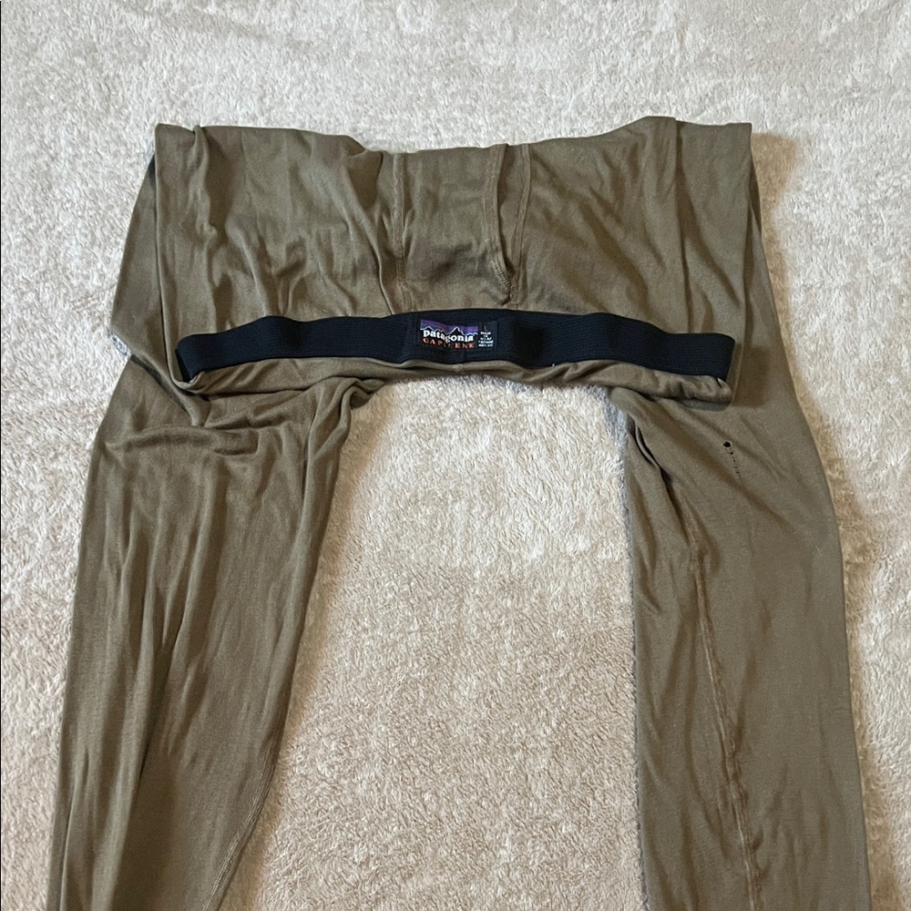 Patagonia Men's Brown Capilene Base Layer